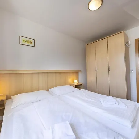 Apartamento Residenz Monica 1